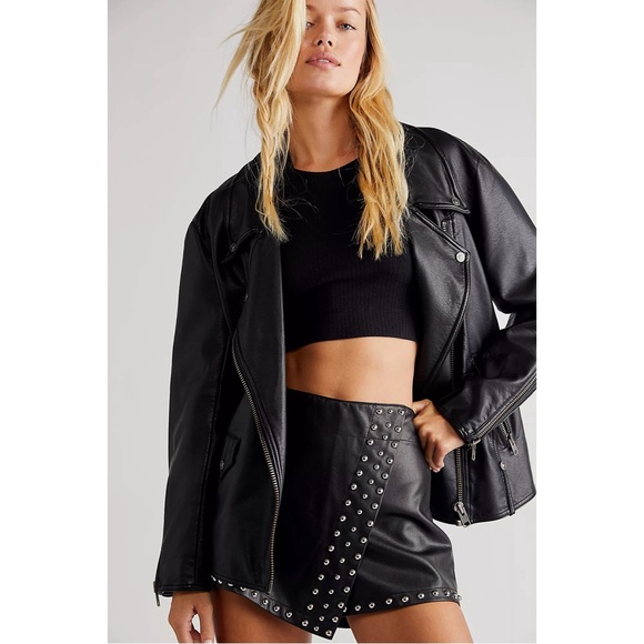 NWT Free People Emmy Mini Studded Skort in Black Faux Leather Grommet Punk Rock - Picture 5 of 8